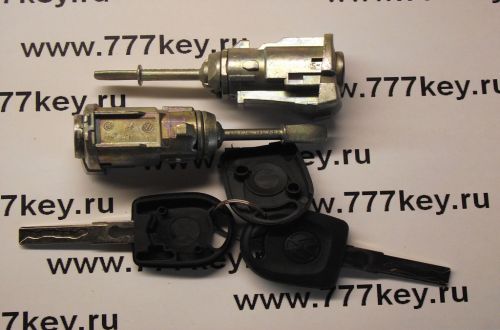 VW  Left/Right Door Lock(new model)  1024