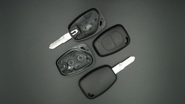 Renault Clio 2 Button Remote Key Blank  26/4