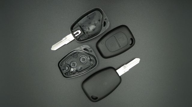 Renault Clio 2 Button Remote Key Blank  26/4