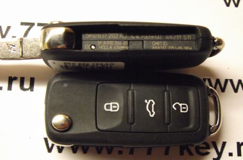    Keyless Go  HU66  48 433MHz 3  5K0 837 202 AJ  30/43